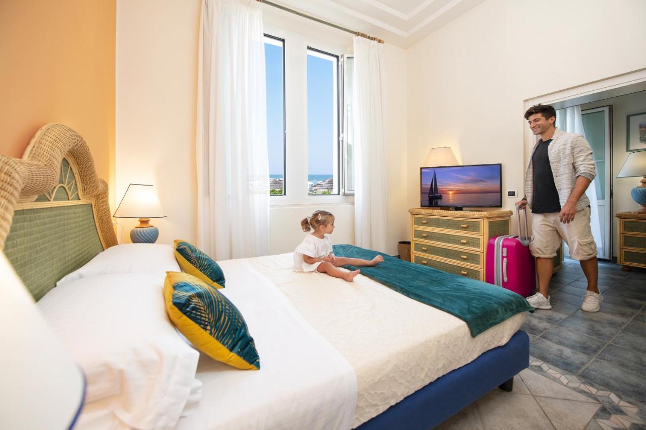 Hotel Orizzonte Белариа-Игеа Марина Екстериор снимка