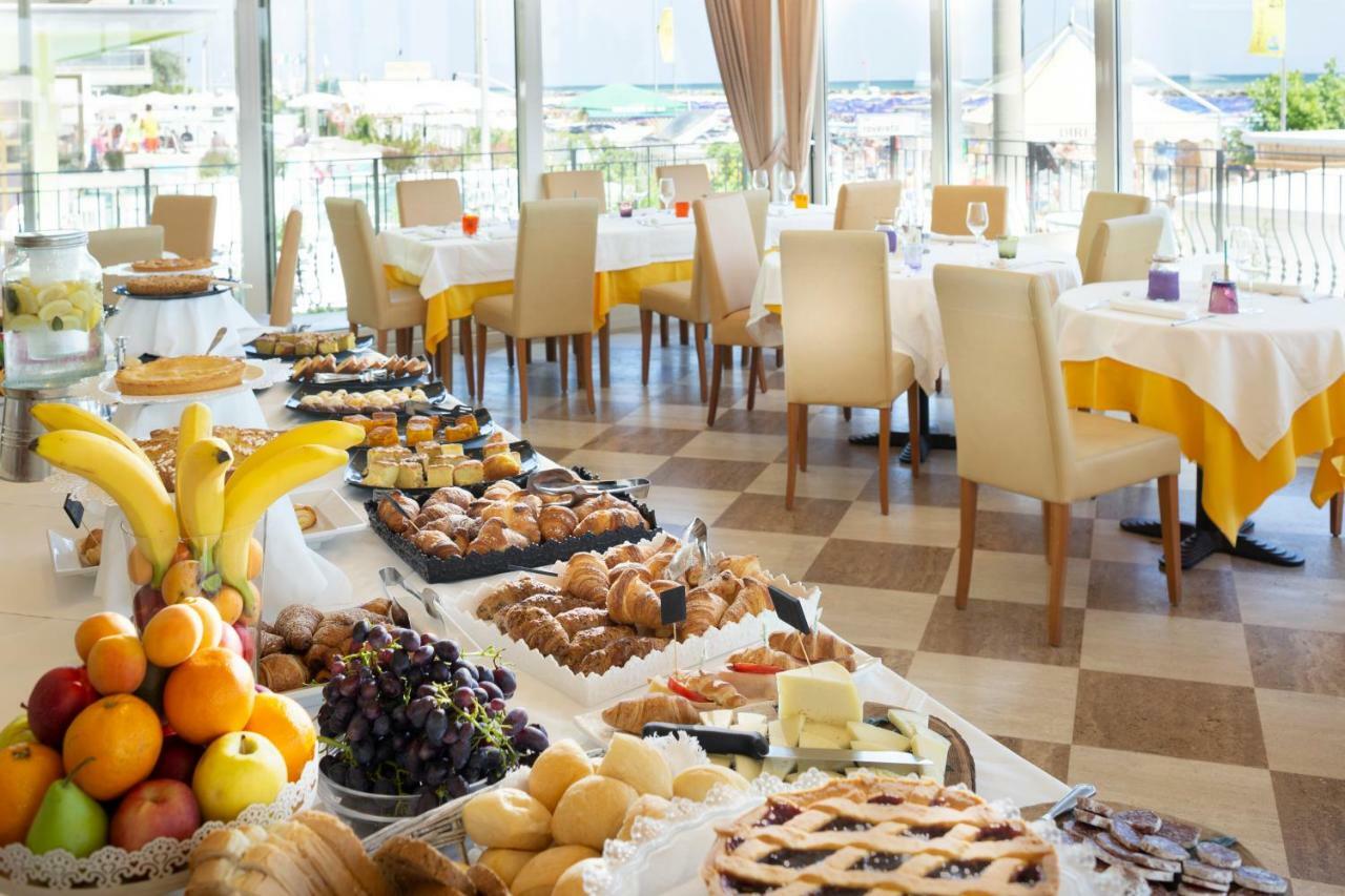 Hotel Orizzonte Белариа-Игеа Марина Екстериор снимка