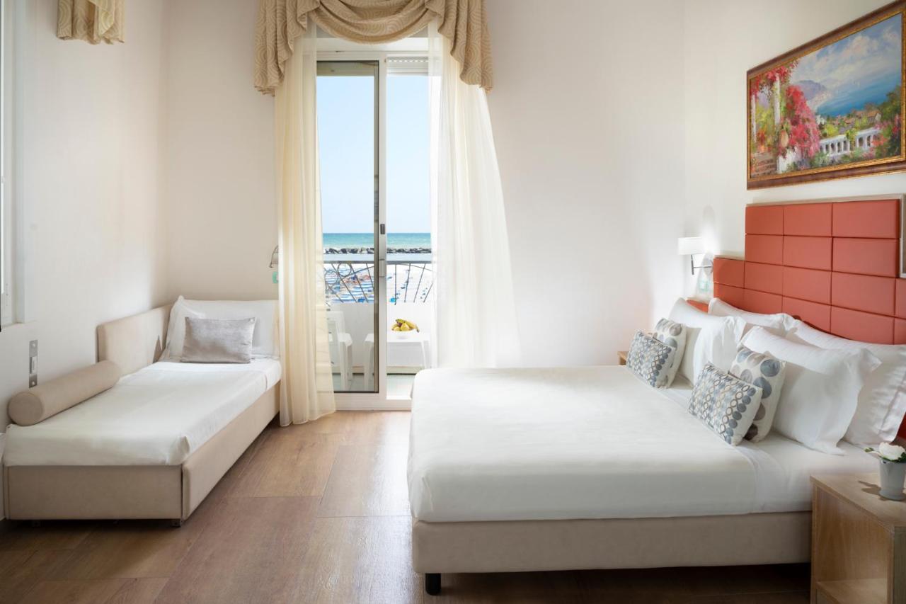 Hotel Orizzonte Белариа-Игеа Марина Екстериор снимка